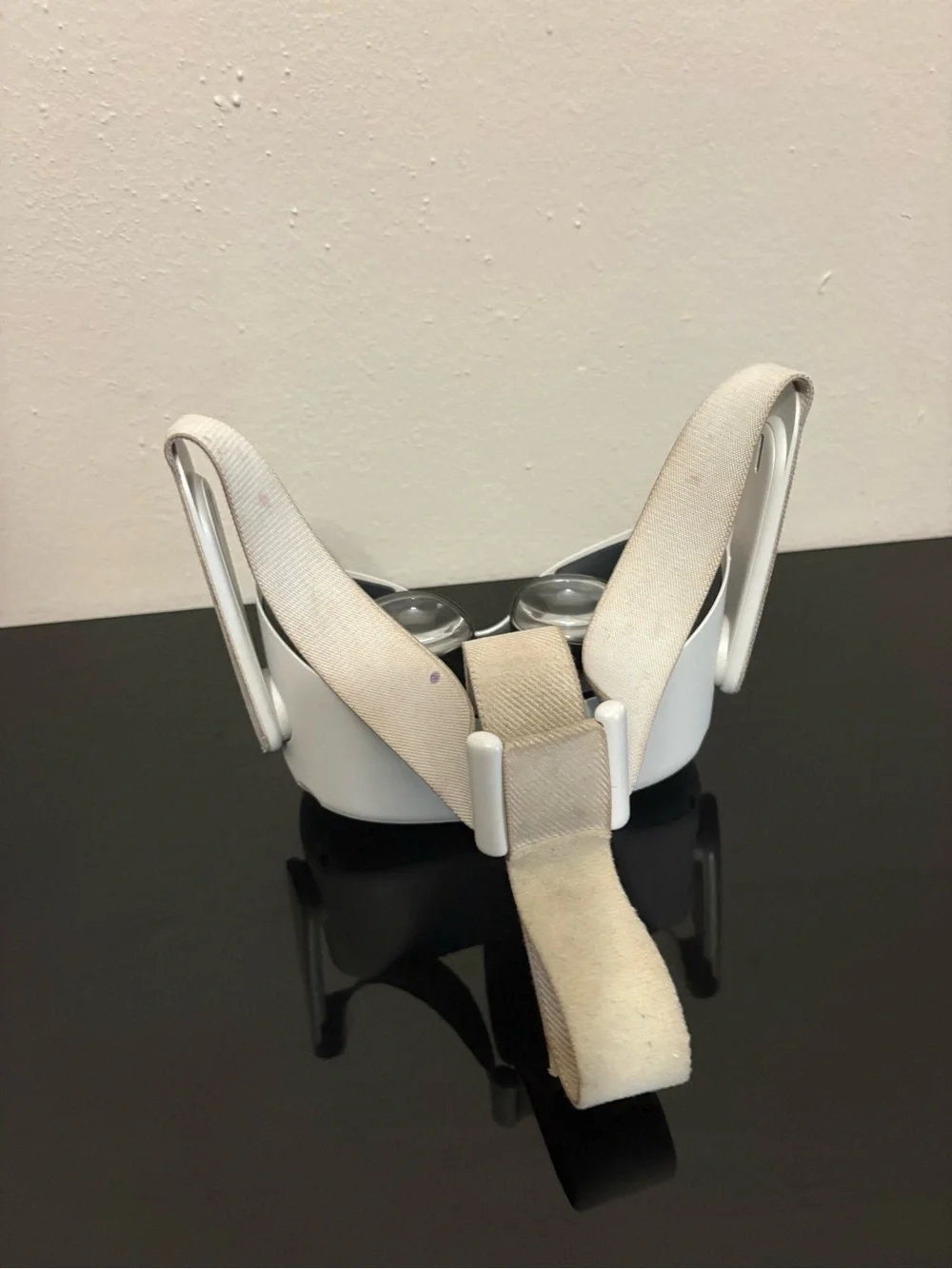 Oculus front facing